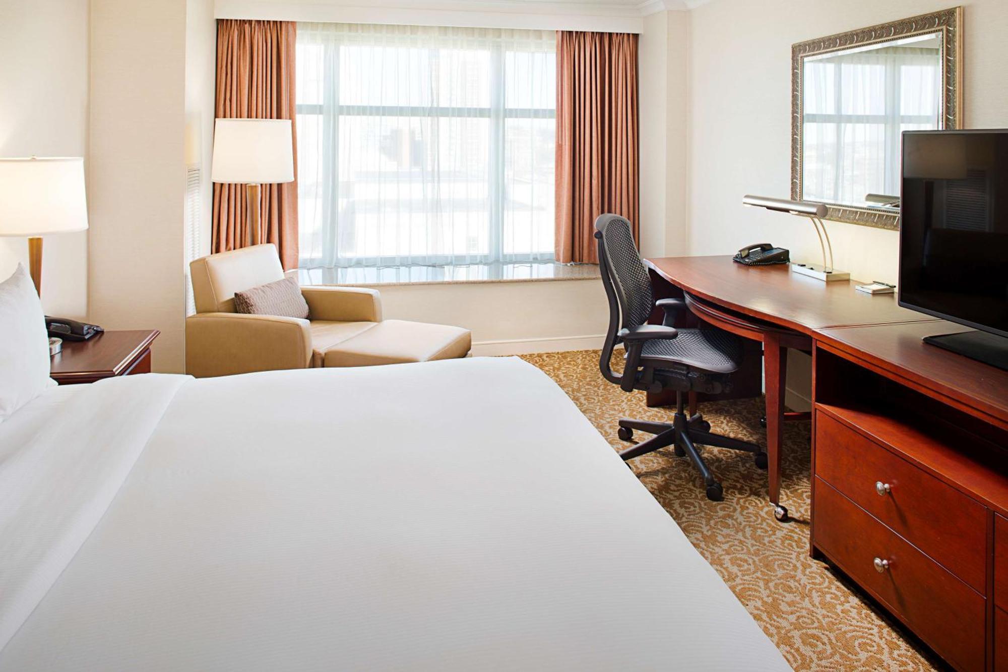 Hilton Providence Hotel Buitenkant foto