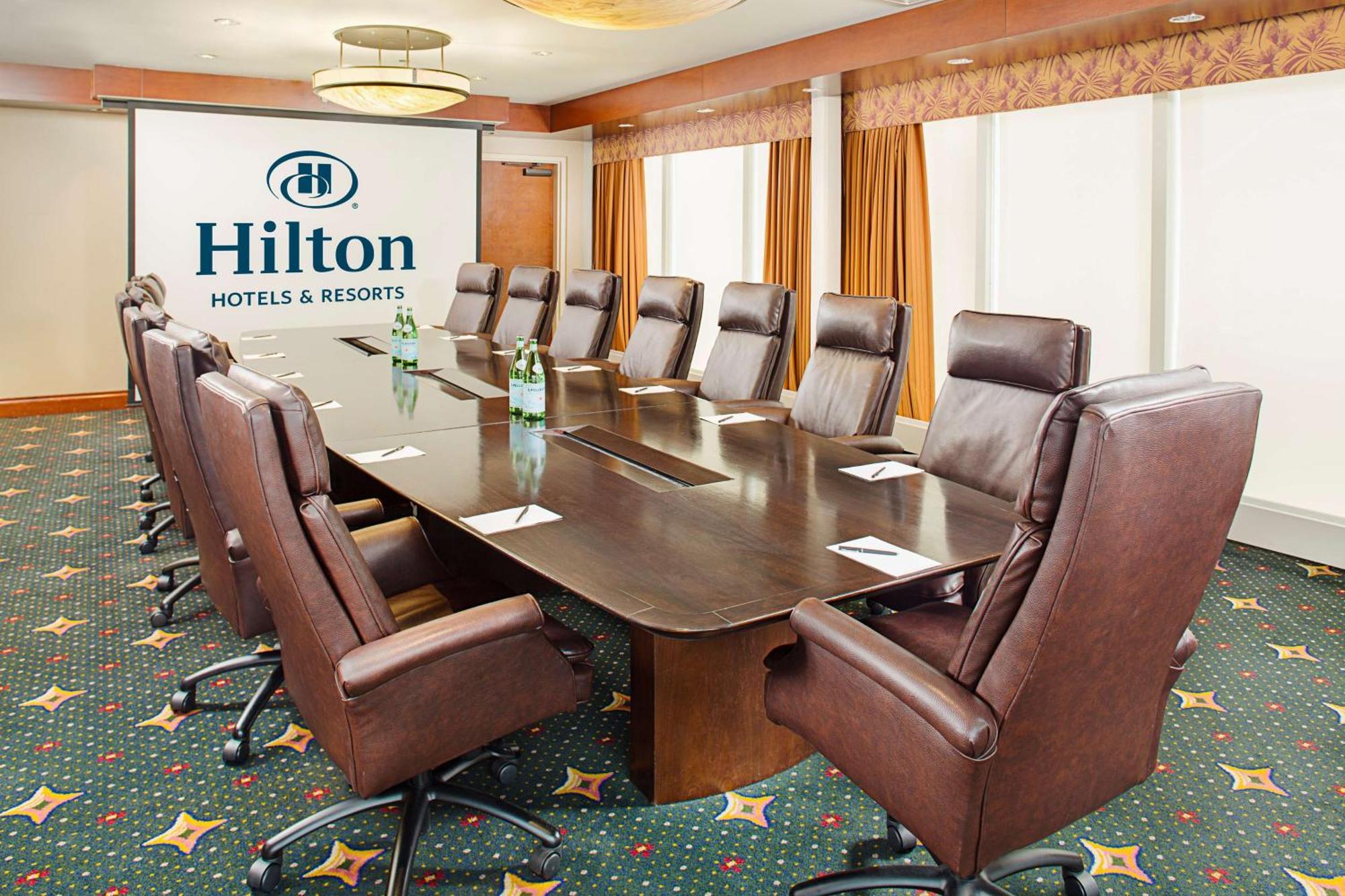 Hilton Providence Hotel Buitenkant foto