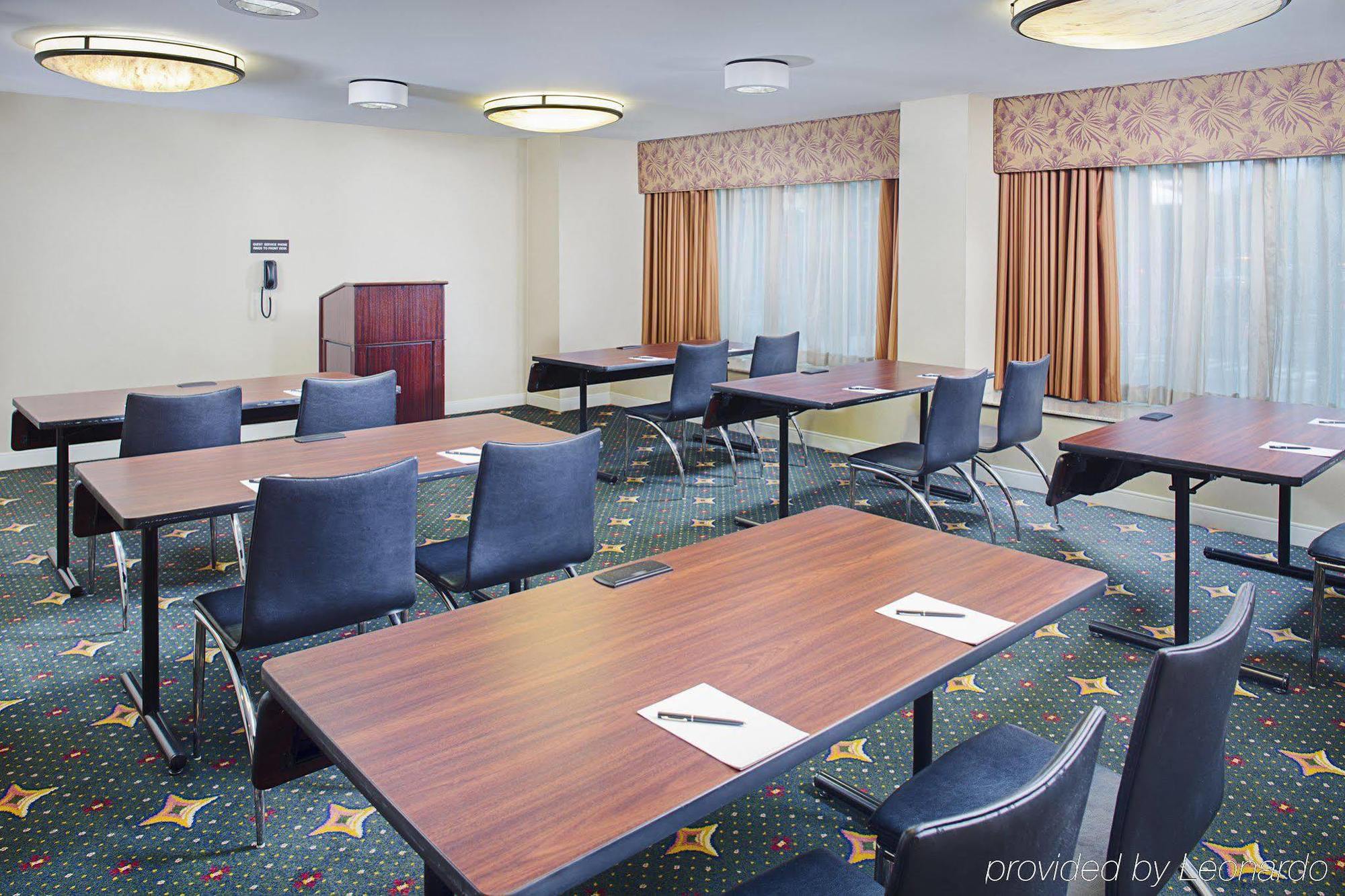 Hilton Providence Hotel Buitenkant foto
